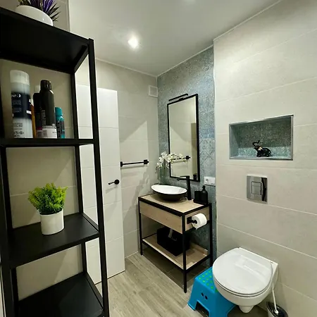 La Fiesta Appartement *